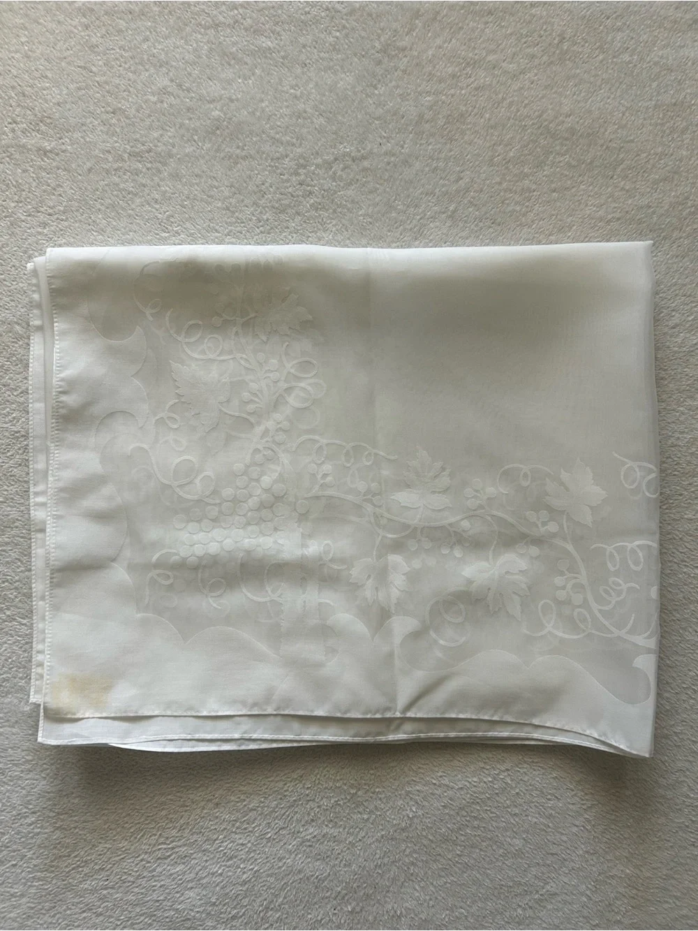 Makylene vintage tablecloth